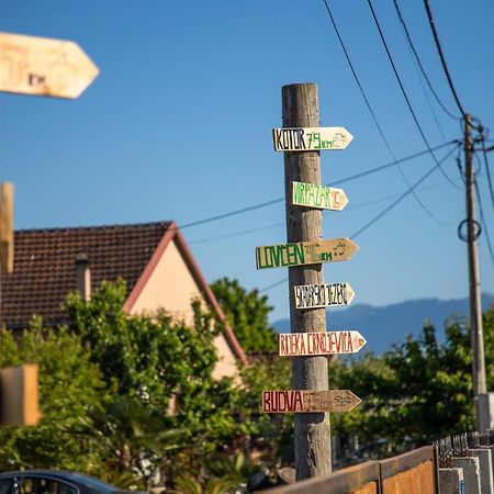 Burzan Bungalovi Podgorica Buitenkant foto